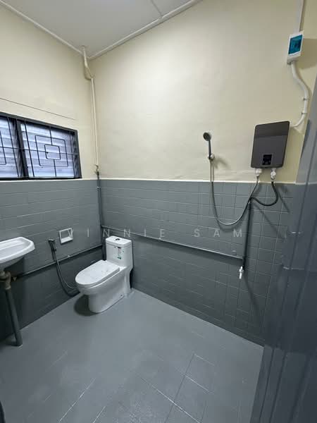 Rumah Teres 2 Tingkat untuk Disewa di Taman Sri Tebrau (Johor Bahru) - Vinnie Sam - PropertyGuru.com.my