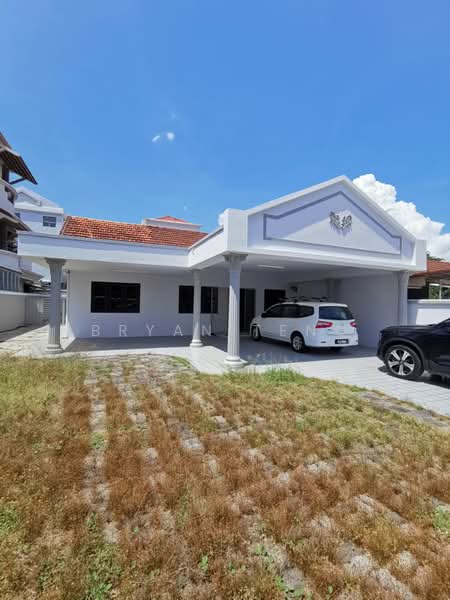Semi-Detached House for Sale in Taman Green Lane (Jelutong) - Bryan Teng - Exterior - PropertyGuru.com.my