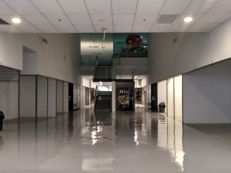 Rumah Niaga untuk Disewa di Subang (Selangor) - Tina Chua - Corridor - PropertyGuru.com.my