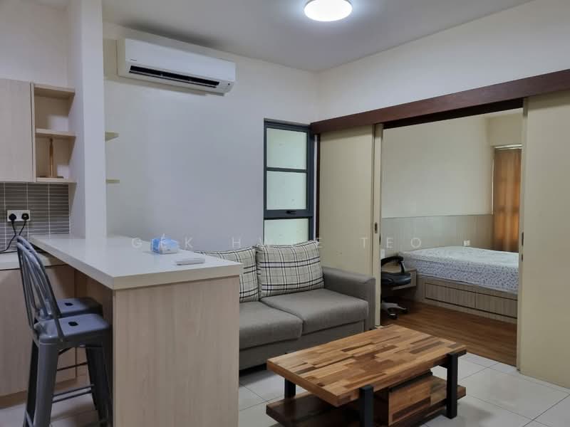Service Residence for Sale at Saujana Residency - Gek Hwee Teo - Living Room - PropertyGuru.com.my
