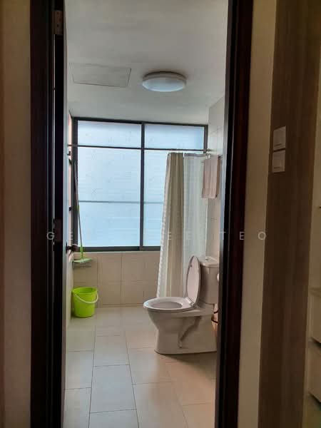 Service Residence for Sale at Saujana Residency - Gek Hwee Teo - Bathroom - PropertyGuru.com.my