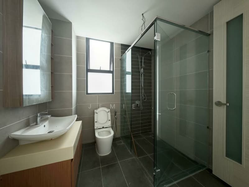 Service Residence for Sale at The M @ Medini Macrolink - Jemie . - Bathroom - PropertyGuru.com.my