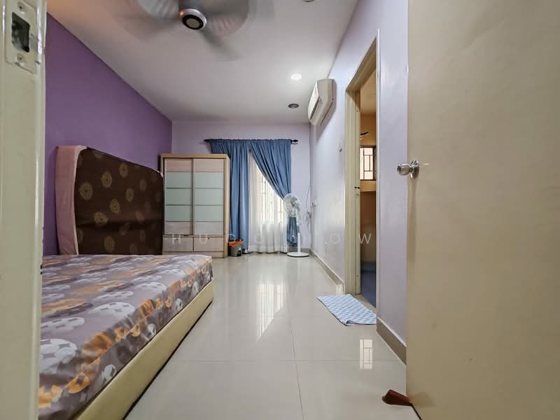Rumah Berkembar untuk Dijual di Laman Residen Kipark Sri Utara (Batu Caves) - Hugo How - Bedroom - PropertyGuru.com.my