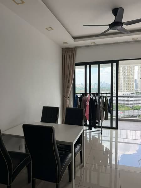 Condominium for Sale at Vila Vista - Key Ling - Dining Room - PropertyGuru.com.my