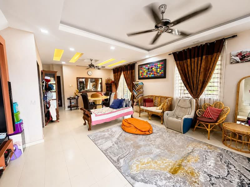 2-storey Terraced House for Sale in Sepang (Selangor) - Mohd Aizat Saiful Bahri - Living Room - PropertyGuru.com.my