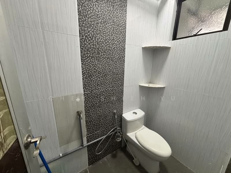Apartment for Sale at Sri Awana Townhouse - Chen Shieh Yu - Bathroom - PropertyGuru.com.my