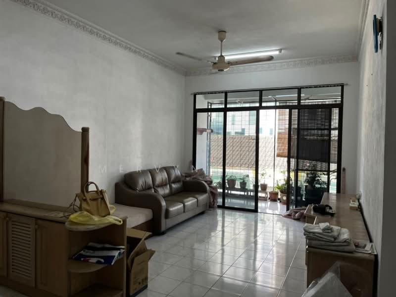 Pangsapuri untuk Dijual di Desa Pulau Tikus - Mervyn Seah - Living Room - PropertyGuru.com.my