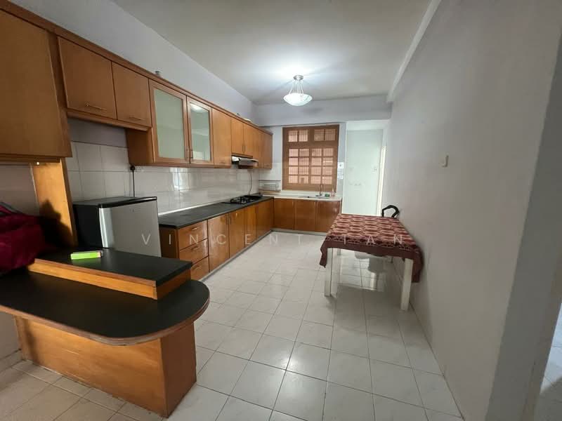 Apartment for Rent at Damai Villa (28 Logan) - Vincent Tan - Kitchen - PropertyGuru.com.my