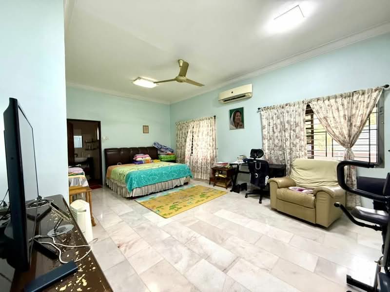 Bungalow for Sale in Taman Melodies (Johor Bahru) - Stefan Yu - Bedroom - PropertyGuru.com.my