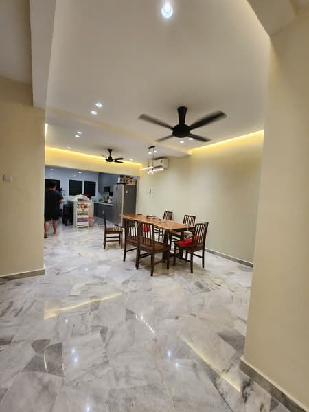 Rumah Teres 2 Tingkat untuk Dijual di Usj 5 (Subang Jaya) - Amy Yip - Dining Room - PropertyGuru.com.my