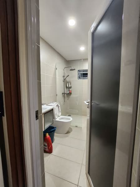 Rumah Teres 2 Tingkat untuk Dijual di Usj 5 (Subang Jaya) - Amy Yip - Bathroom - PropertyGuru.com.my