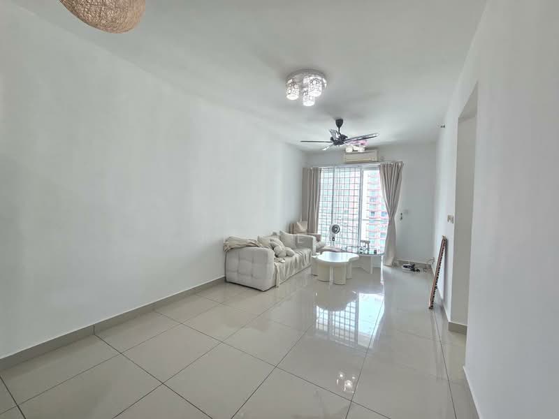 Apartment for Sale at Austin Suites (Permata Austin) - Jemie . - Living Room - PropertyGuru.com.my