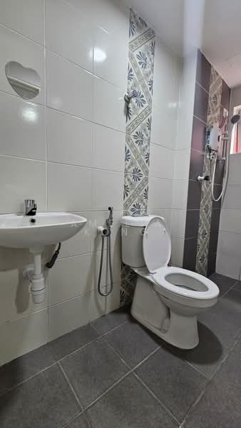 Kondominium untuk Disewa di Anderson Residences @ Ipoh - Amelia Kong - Bathroom - PropertyGuru.com.my