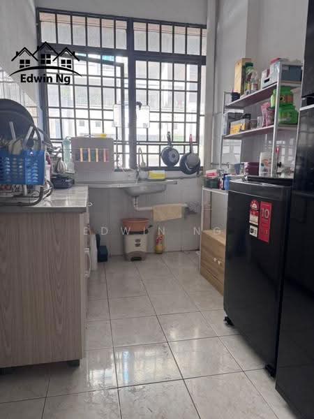 Apartment for Sale at Taman Sri Bunga - Edwin Ng - Kitchen - PropertyGuru.com.my