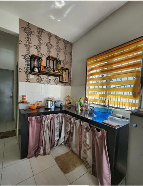Semi-Detached House for Sale in Bandar Puncak Alam (Puncak Alam) - Sazuan Samat - Kitchen - PropertyGuru.com.my