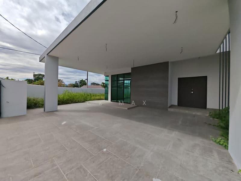 Semi-Detached House for Sale in Taman Chateau (Ipoh) - Ck Max - Exterior - PropertyGuru.com.my
