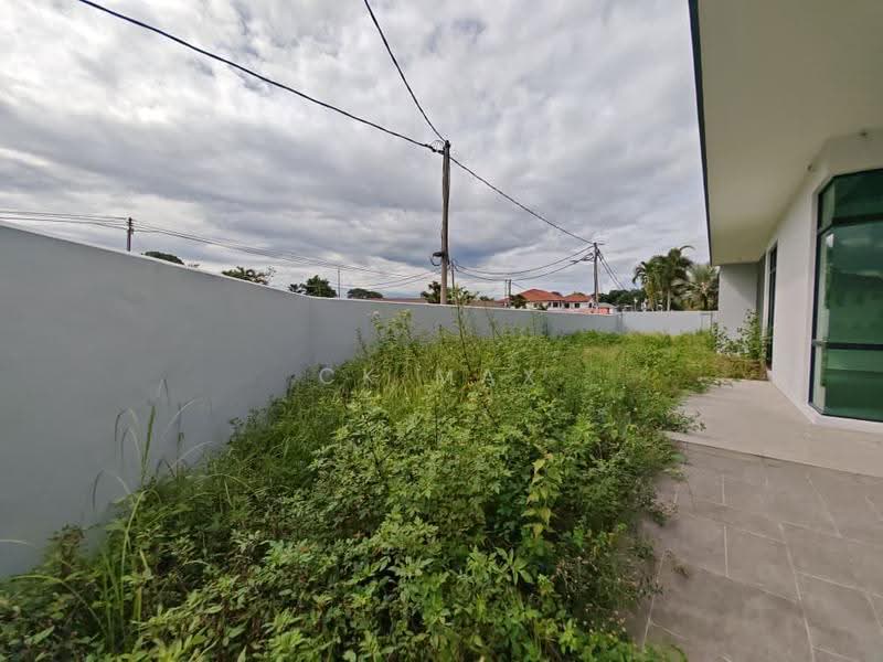 Semi-Detached House for Sale in Taman Chateau (Ipoh) - Ck Max - PropertyGuru.com.my