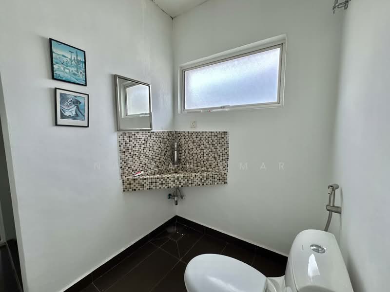 Rumah Banglo untuk Dijual di Shah Alam (Selangor) - Nadrah Omar - Bathroom - PropertyGuru.com.my