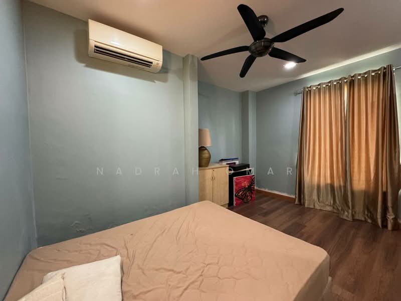 Rumah Banglo untuk Dijual di Shah Alam (Selangor) - Nadrah Omar - Bedroom - PropertyGuru.com.my