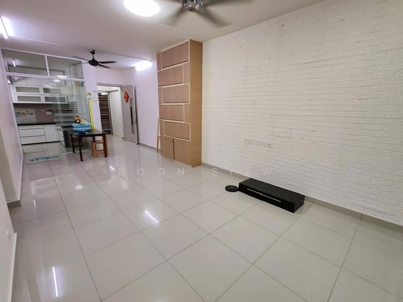 Kondominium untuk Dijual di Gardens Ville - Boon Siew - Living Room - PropertyGuru.com.my