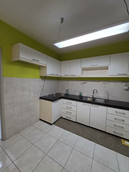 Kondominium untuk Dijual di Sterling - Allen Tan - Kitchen - PropertyGuru.com.my