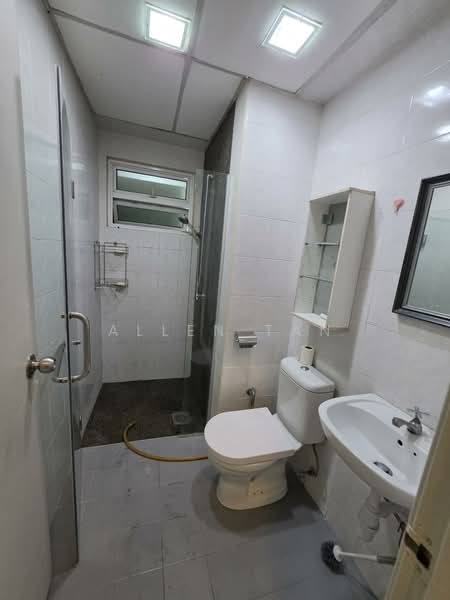 Kondominium untuk Dijual di Sterling - Allen Tan - Bathroom - PropertyGuru.com.my