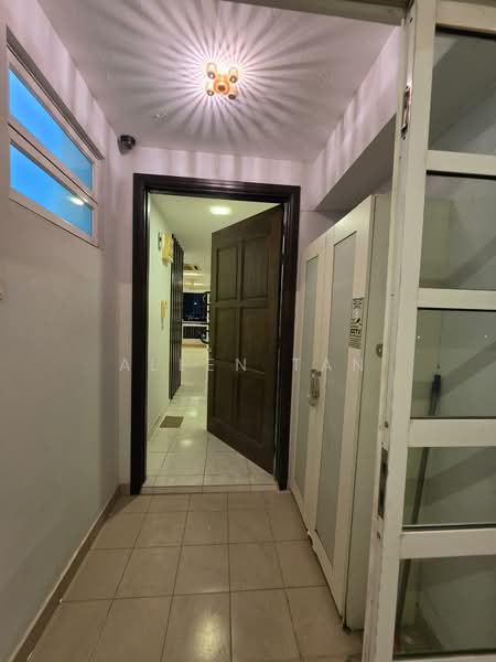 Kondominium untuk Dijual di Sterling - Allen Tan - Entrance - PropertyGuru.com.my