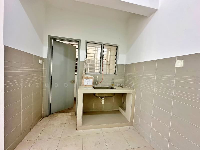 Kondominium untuk Dijual di Symphony Heights (Simfoni Heights) - Aizuddin bin Ahmad - Kitchen - PropertyGuru.com.my