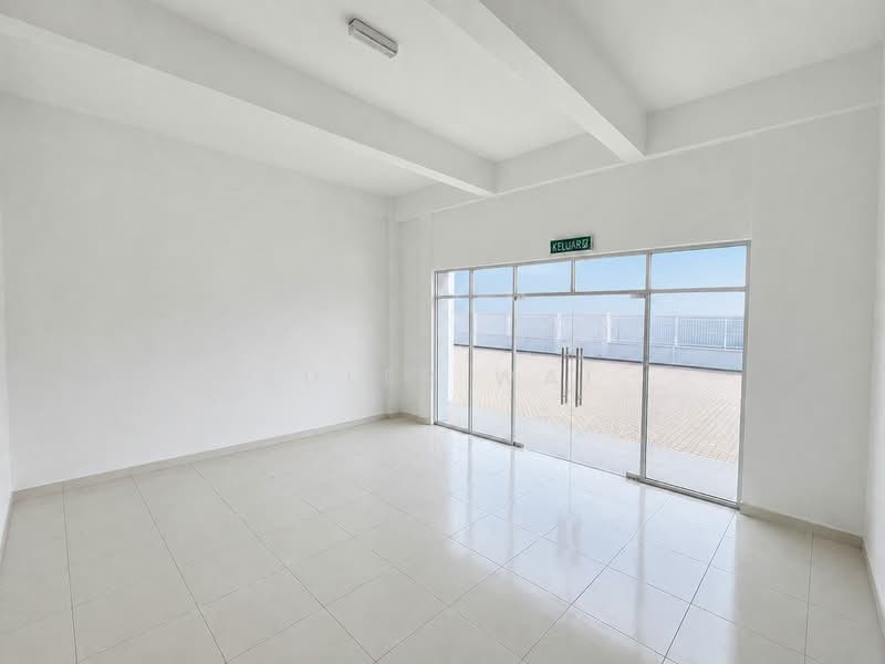 Semi-D Factory for Sale in Taman Perindustrian Bukit Minyak (Bukit Minyak) - Edler Wai - Entrance - PropertyGuru.com.my