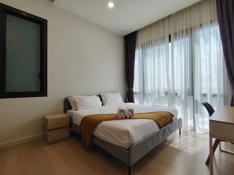 Servis Apartment untuk Dijual di ViiA Residences - Kent Lau - Bedroom - PropertyGuru.com.my