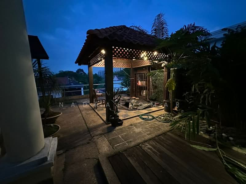 Rumah Berkembar untuk Dijual di Shah Alam (Selangor) - Nadrah Omar - Exterior - PropertyGuru.com.my