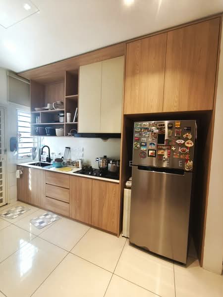 2-storey Terraced House for Sale in Bandar Rimbayu (Telok Panglima Garang) - Michelle Lee - Kitchen - PropertyGuru.com.my