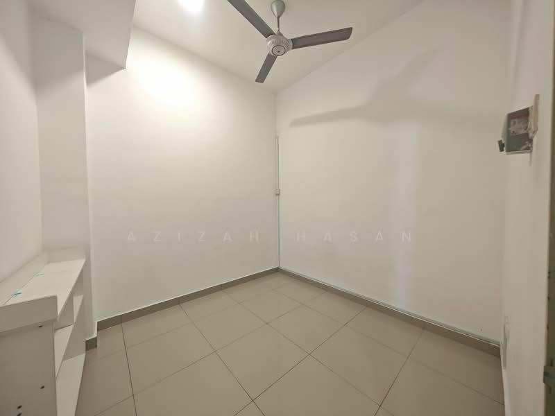 1-storey Terraced House for Sale in Taman Indah Klia (Sepang) - Azizah Hasan - PropertyGuru.com.my