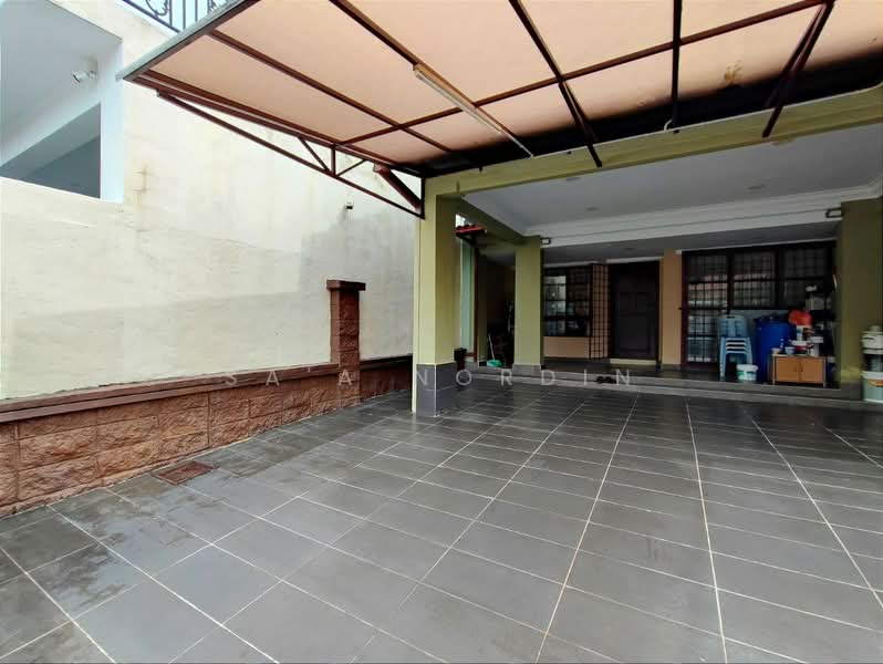 2-storey Terraced House for Sale in Bukit Jelutong (Shah Alam) - Sa'a Nordin - PropertyGuru.com.my