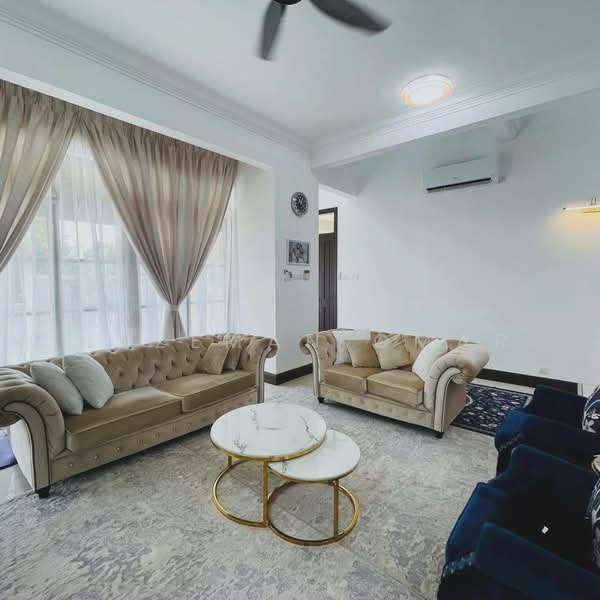 Bungalow for Sale in Bukit Jelutong (Shah Alam) - Hazeman Omar - Living Room - PropertyGuru.com.my