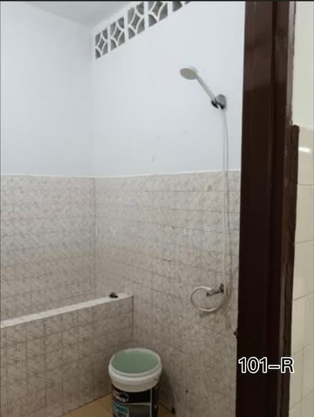 1-storey Terraced House for Sale in Kampung Batu Belah (Klang) - Ivy Por - Bathroom - PropertyGuru.com.my