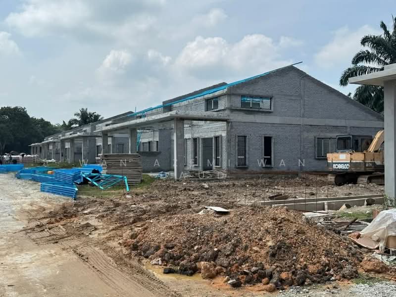 Rumah Berkembar untuk Dijual di Port Klang (Pelabuhan Klang) (Selangor) - Wan Azemi Wan Daud - Exterior - PropertyGuru.com.my