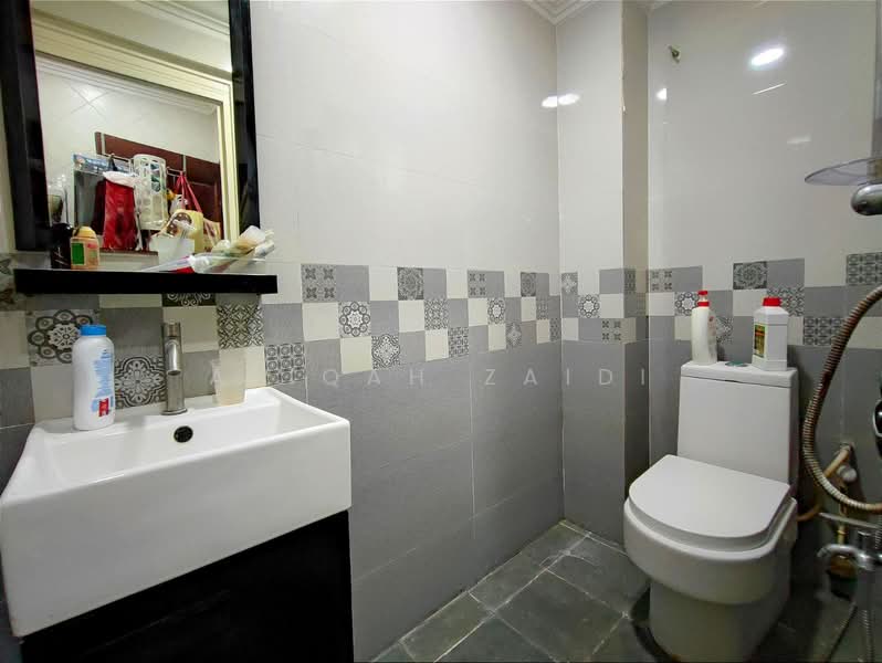 2-storey Terraced House for Sale in Bukit Jelutong (Shah Alam) - Afiqah zaidi - PropertyGuru.com.my