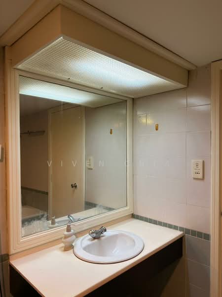 Pangsapuri untuk Disewa di Sucasa Corporate - Viven Chia - Bathroom - PropertyGuru.com.my