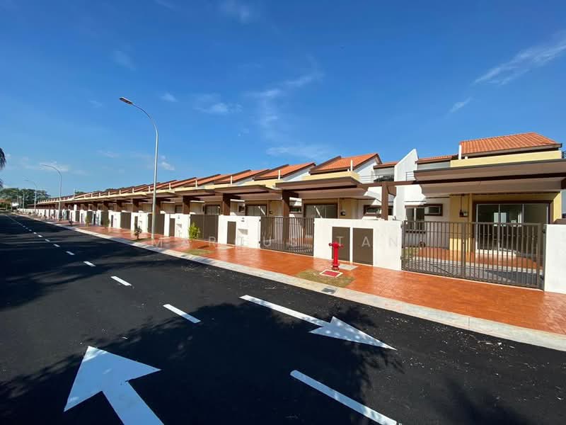 1-storey Terraced House for Sale in Telok Panglima Garang (Selangor) - Marcus Tan - Exterior - PropertyGuru.com.my