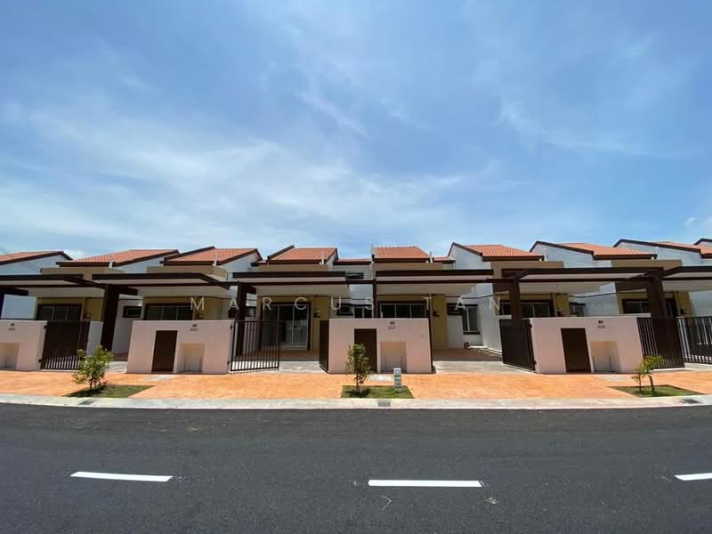 1-storey Terraced House for Sale in Telok Panglima Garang (Selangor) - Marcus Tan - Exterior - PropertyGuru.com.my