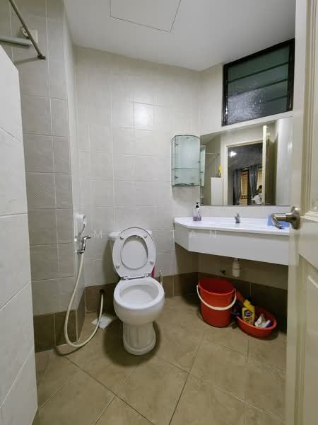 Condominium for Sale at Casa Tropicana - Max Tan - Bathroom - PropertyGuru.com.my