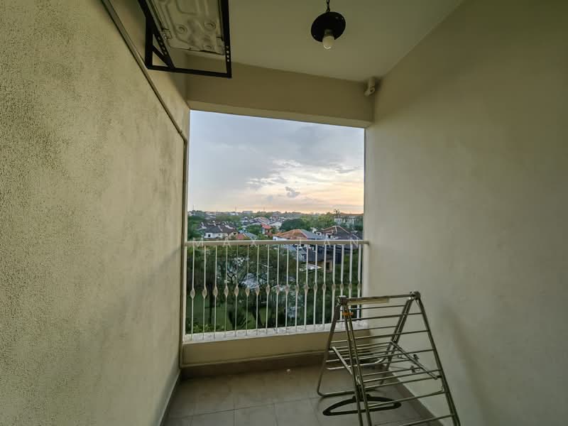 Condominium for Sale at Casa Tropicana - Max Tan - Balcony - PropertyGuru.com.my