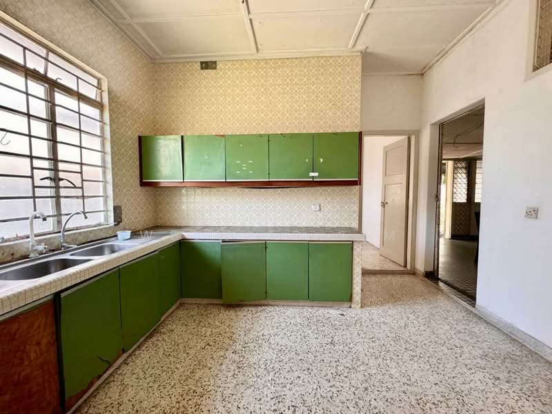 Rumah Banglo untuk Disewa di Pulau Tikus (Penang) - Welwits Sim - Kitchen - PropertyGuru.com.my