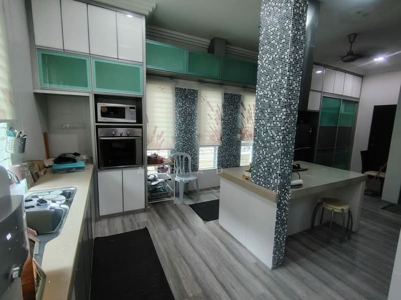 Rumah Banglo untuk Dijual di Bertam Perdana 2 (Kepala Batas) - Aswad . - Kitchen - PropertyGuru.com.my