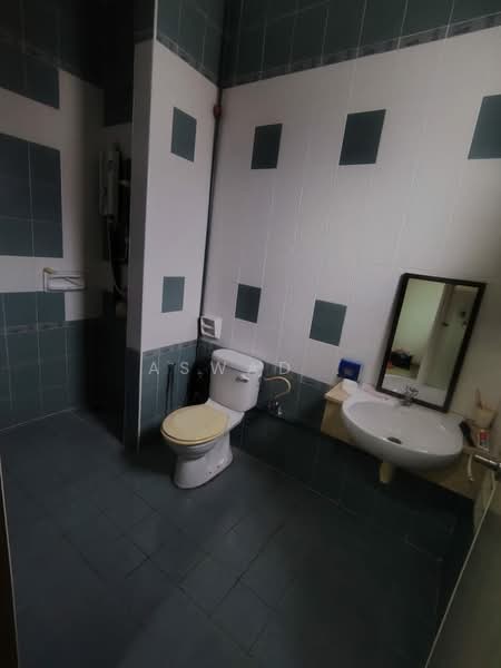Rumah Banglo untuk Dijual di Bertam Perdana 2 (Kepala Batas) - Aswad . - Bathroom - PropertyGuru.com.my