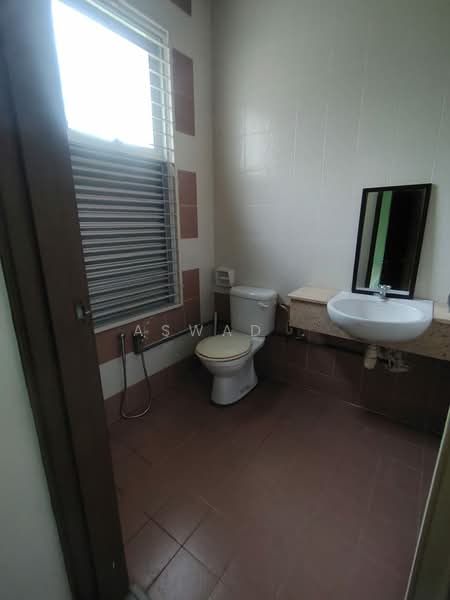 Rumah Banglo untuk Dijual di Bertam Perdana 2 (Kepala Batas) - Aswad . - Bathroom - PropertyGuru.com.my