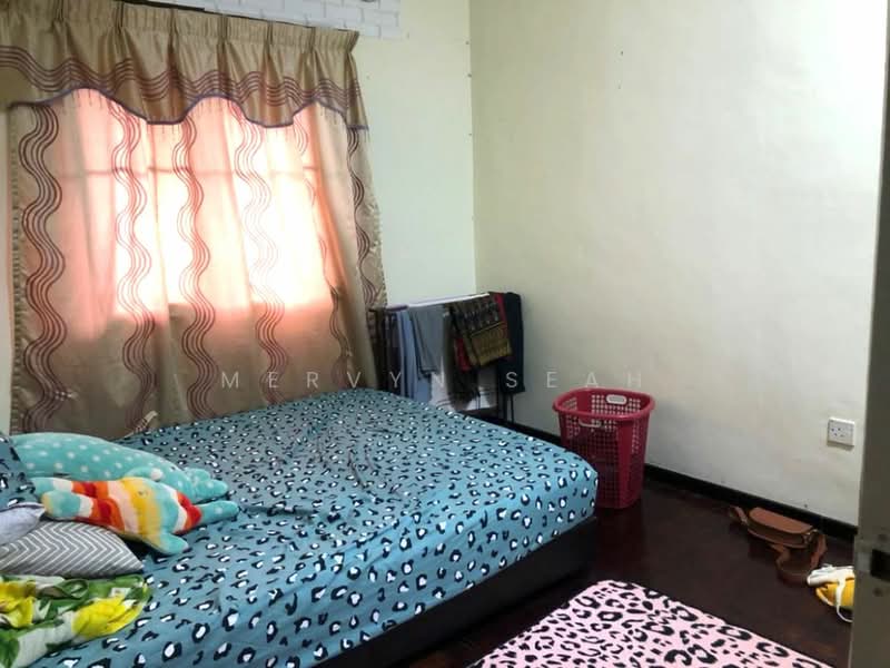 Apartment for Sale at Mutiara Court - Mervyn Seah - Bedroom - PropertyGuru.com.my