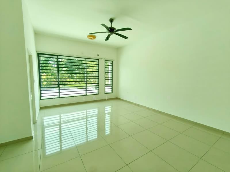 Terraced House for Sale in Bandar Sri Sendayan (Negeri Sembilan) - Azizah Hasan - PropertyGuru.com.my