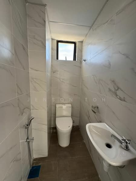 Factory for Rent in Rawang (Selangor) - Jenson Toh - Bathroom - PropertyGuru.com.my
